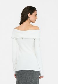 LIU JO OFF THE SHOULDER  - Strickpullover - white