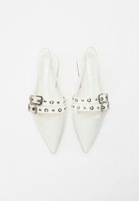 Thumbnail Image 4