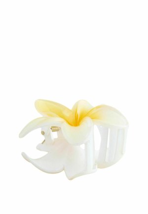 Pinza per capelli bianca a forma di fiore con una leggera sfumatura gialla, dotata di un meccanismo a molla e di una superficie in plastica liscia.