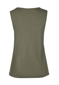 Top sin mangas en verde oliva con cuello redondo, hecho de un tejido suave; presenta una textura lisa y un corte relajado con un dobladillo ligeramente acampanado.