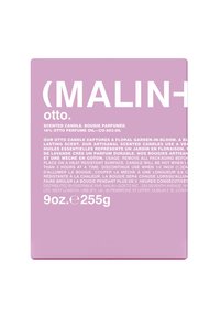 Duftkerze in einem quadratischen, hellrosa Behälter. Weiße Schrift auf der Vorderseite enthält Marken- und Produktdetails. 9 oz/255 g Kapazität.