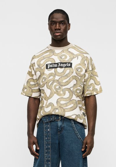 Short-sleeve t-shirt featuring a snake pattern in beige and green tones, with a black "Palm Angels" logo across the chest.