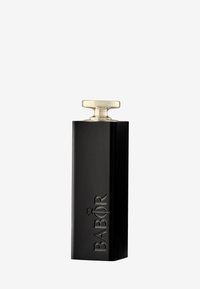 Bottiglia di profumo rettangolare nera con finitura lucida. Tappo in tonalità oro, presenta il logo "BABOR" inciso. Design minimalista.