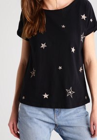 edc by Esprit Camiseta estampada - black