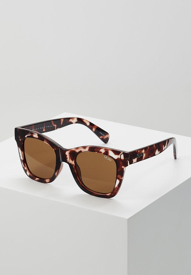 AFTER HOURS - Solbriller - tort/brown