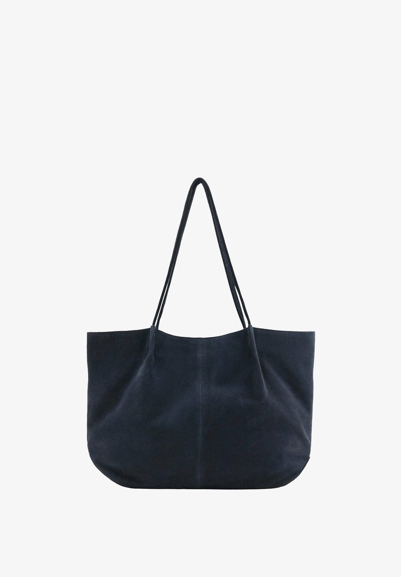 Grand sac cabas en daim noir avec de longues bretelles doubles fines et un fond légèrement incurvé.