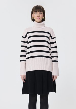 - Sweter