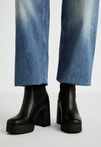 ALDO CHEVIEL - Ankelboots med høye hæler - black
