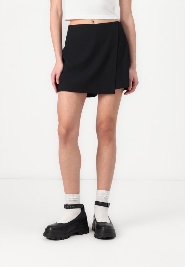 VMMELINA SHORT SKORT SOLID - Shorts