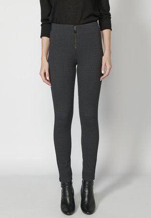 Leggings - Byxor - black