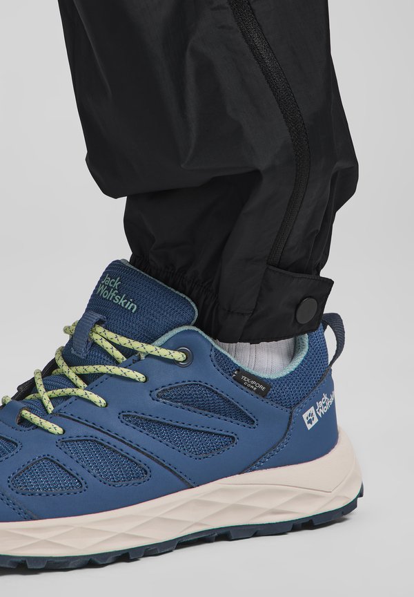 DAYS - Rain trousers4