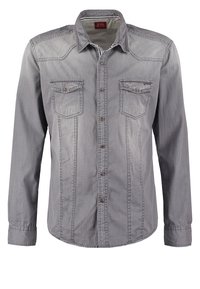 Grijze denim shirt met lange mouwen, puntkraag, twee borstzakken, knoopsluiting en stiksels aan de voorkant. Glad textuur, casual ontwerp.