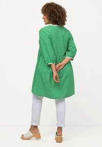 Ulla Popken RUFFLED GINGHAM  - Hverdagskjole - green