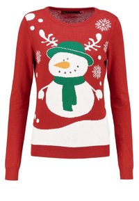 Pull rouge avec un motif de bonhomme de neige portant un chapeau et une écharpe verts, des flocons de neige blancs et une texture de tricot lisse.