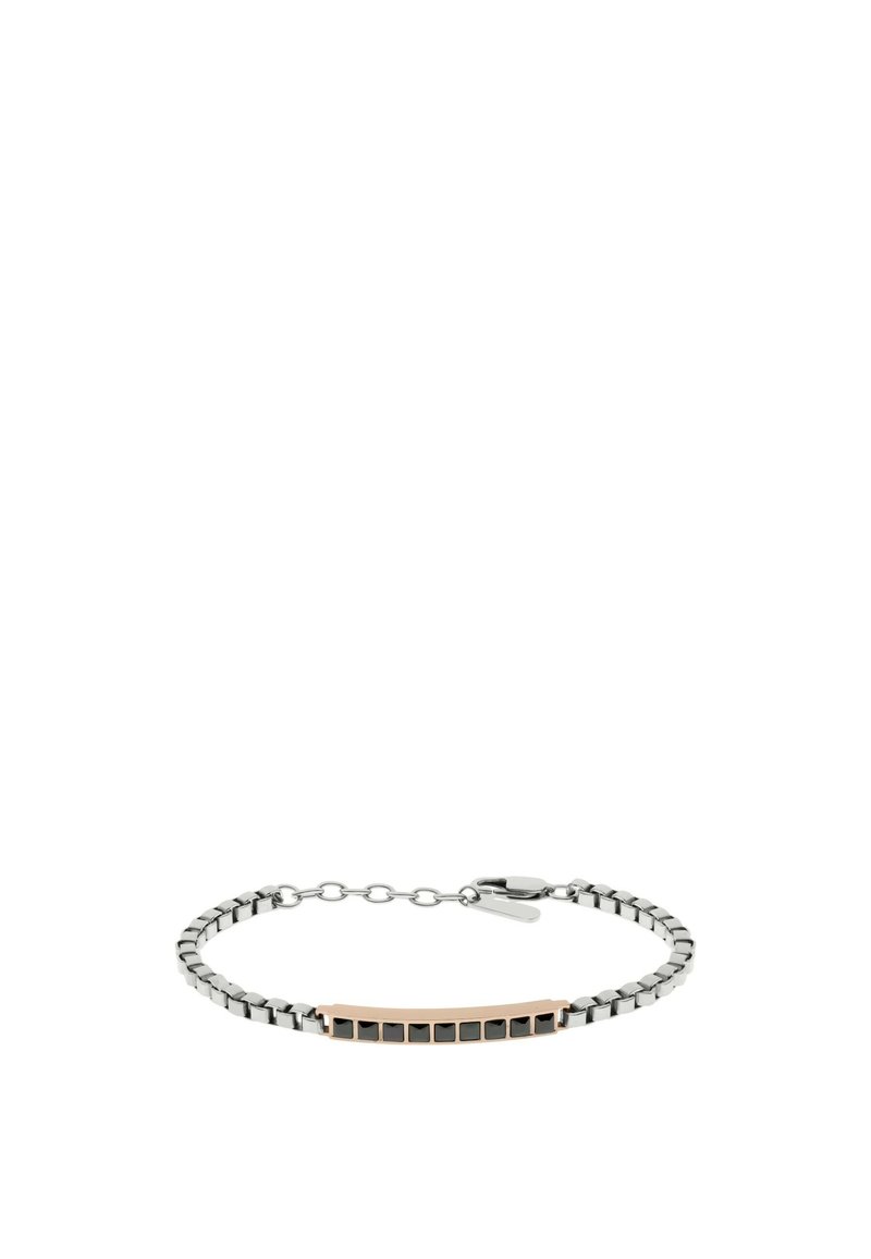 Bracciale color argento con catene a maglie e una barra centrale in oro rosa, caratterizzato da piccoli accenti quadrati neri lungo la barra.