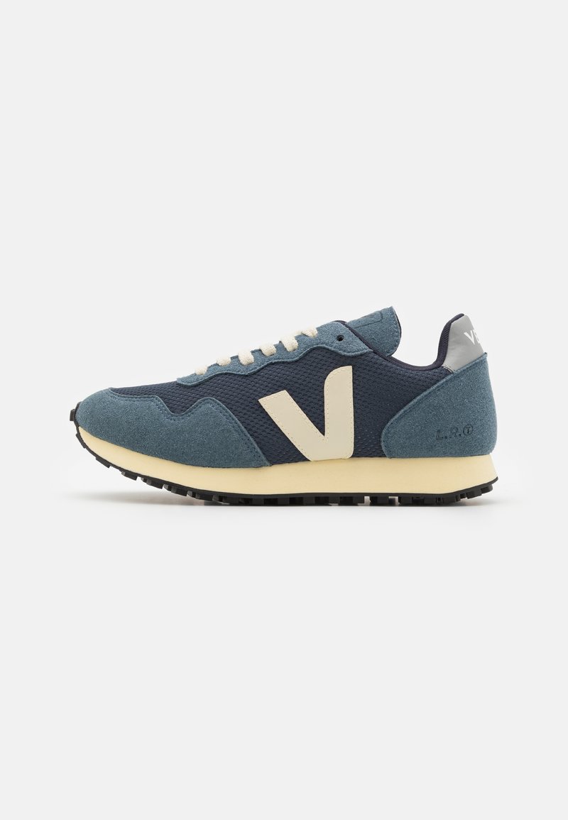 Veja Sportbačiai - nautico/pierre