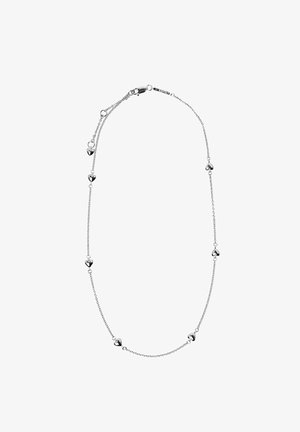 Collana in argento sterling con accenti a forma di cuore, dotata di una delicata catena e di un gancio a moschettone per una chiusura sicura.