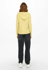 ONLY Jersey con capucha - straw