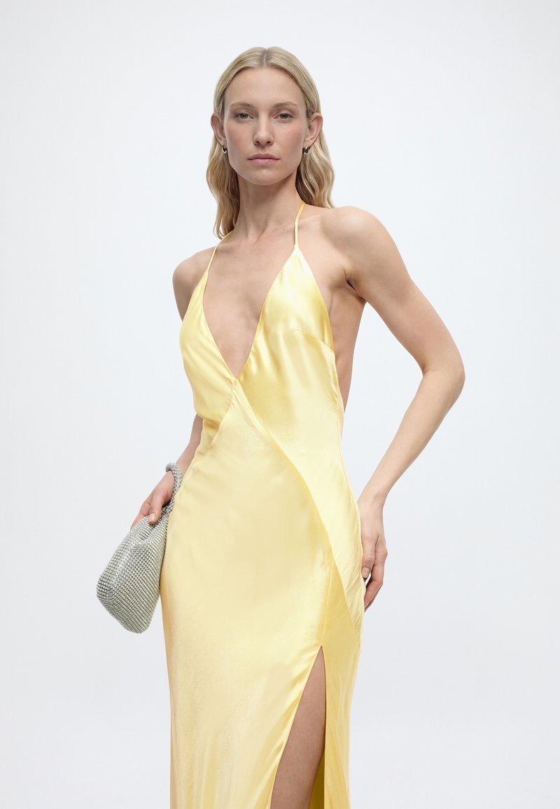Bardot YVE HALTER DRESS - Vestido de cctel - canary yellow/amarillo -  Zalando.es