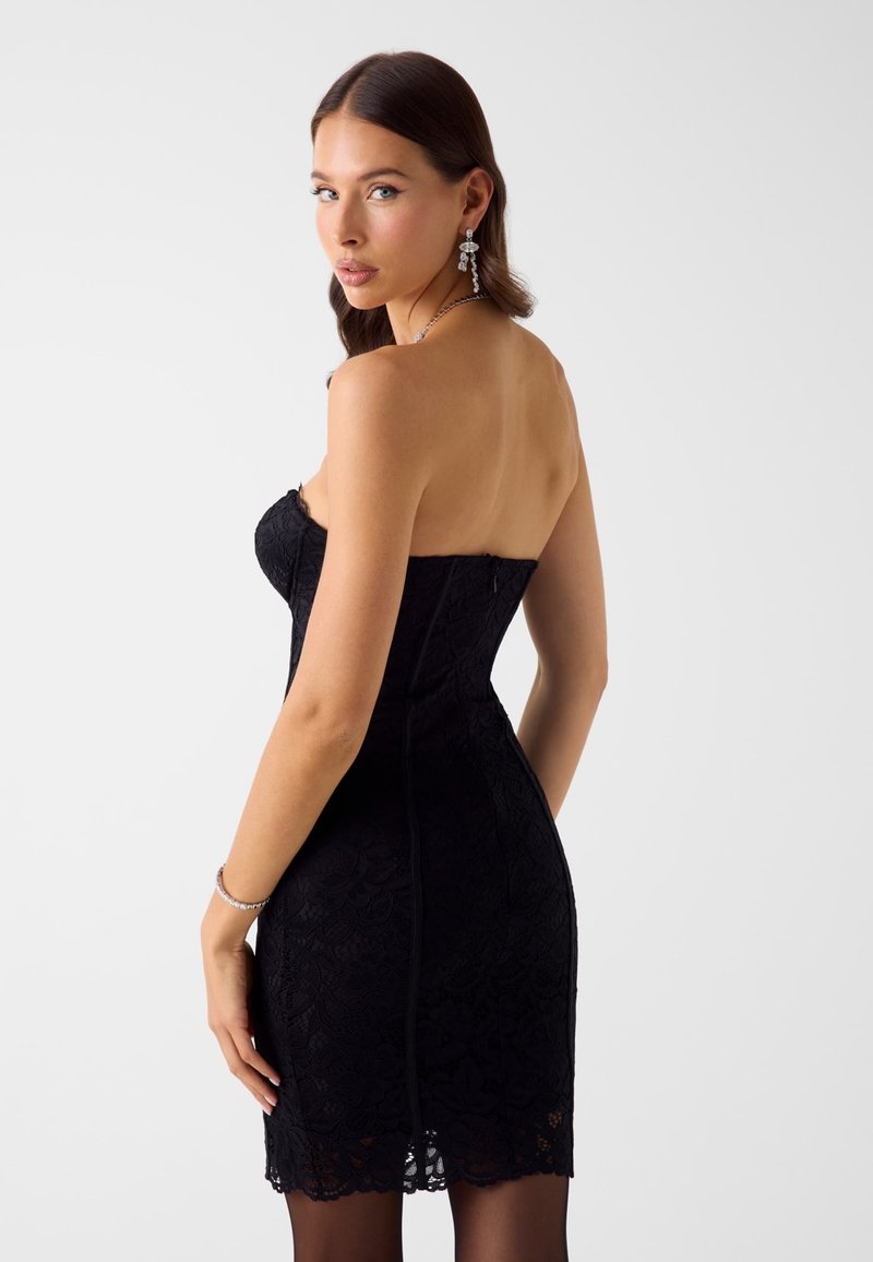 Robe Noire Moulante Topshop - Ourlet Festonné, Taille 8 - Occasion Très Bon état