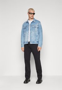 Only & Sons ONSEDGE LIFE PANT - Pantalon cargo - black