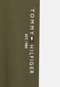 Tommy Hilfiger ESSENTIAL UNISEX - Pantaloni - utility olive