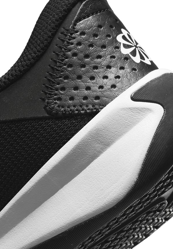 OMNI COURT UNISEX – Trainingsschuh