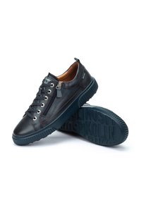 Pikolinos RIELLS - Zapatillas - blue