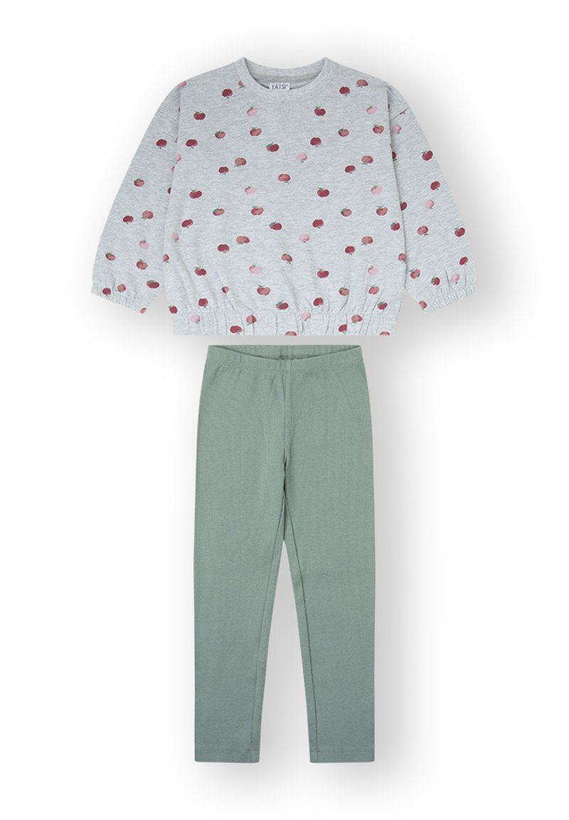 Sudadera gris con pequeños estampados de frutas rojas, cinturilla elástica y mangas fruncidas, combinada con leggings verdes de algodón.