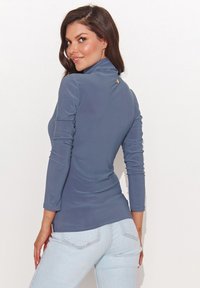 Numinou - Bluzka z długim rękawem