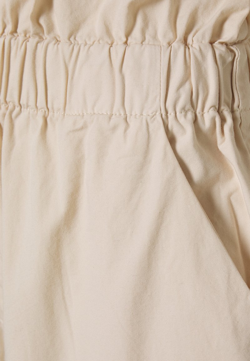 Damen Kleider | Levi's® SCRUNCHIE Jumpsuit tapioca/offwhite - MJ36449 Damen Kleider | Levi's® SCRUNCHIE Jumpsuit tapioca/offwhite - MJ36449