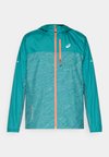 FUJITRAIL PACKABLE JACKET - Veste coupe-vent - rainy lake/ white sage