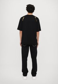 Versace Jeans Couture - T-shirt z nadrukiem