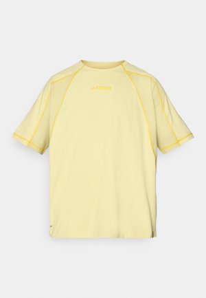 Adidas Terrex GRAPHIC - Športne majice - powder yellow