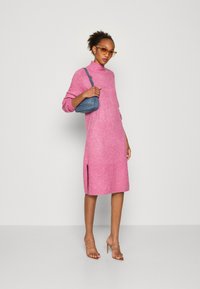YAS YASBALIS FUNNEL DRESS - Stickad klänning - purple orchid
