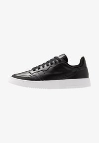 Wybrany, core black/footwear white