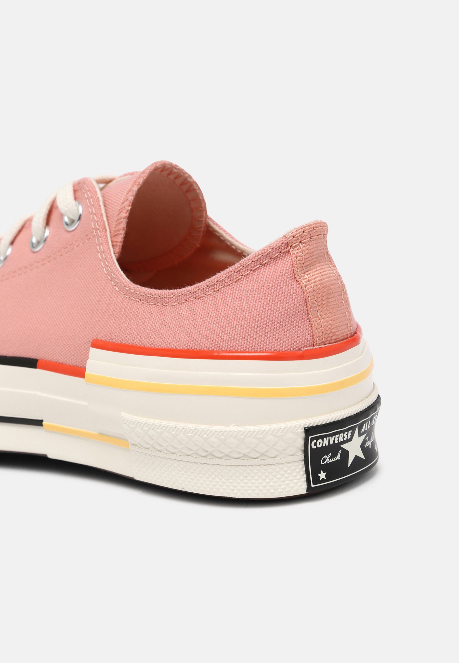converse chuck 70 off the grid