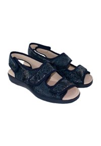 Sandalias azul marino con parte superior de malla texturizada, doble correa de Velcro, diseño de punta abierta y plantilla acolchada beige para mayor comodidad.