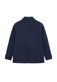 Abrigo de mezcla de lana azul marino con corte recto, cuello de muesca, dos bolsillos laterales y detalles de puños con botones, visto desde la parte trasera.