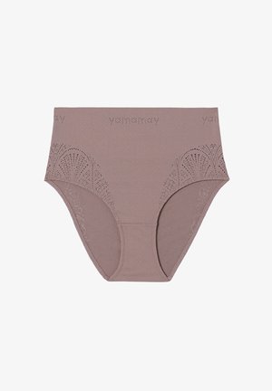 Chiloți din bumbac roz-lavandă, cu talie înaltă, având detalii perforate și branding "yamamay" pe banda de talie, oferind un finisaj texturat.