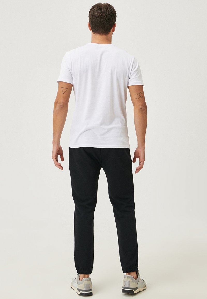 Herren Trainingsanzüge | Altinyildiz Classics STANDARD FIT SWEAT PANTS Jogginghose black/schwarz - PS81209 Herren Trainingsanzüge | Altinyildiz Classics STANDARD FIT SWEAT PANTS Jogginghose black/schwarz - PS81209