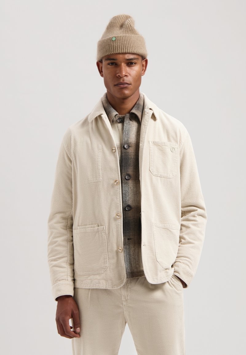 Dstrezzed Lichte jas - silver birch