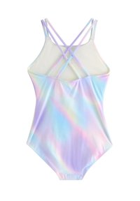 Jednodielne plavky z elastickej tkaniny v pastelových dúhových farbách, s prekríženými ramienkami na chrbte, hladkou textúrou a striedmym strihom.