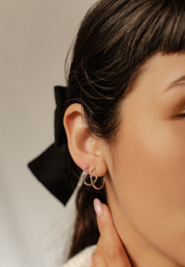 SET OF 4 SLIM HOOP - Ohrringe - silberfarben