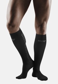 CEP - RECOVERY PRO COMPRESSION SOCKS MEN - Kniekousen - black Miniatuurafbeelding 1