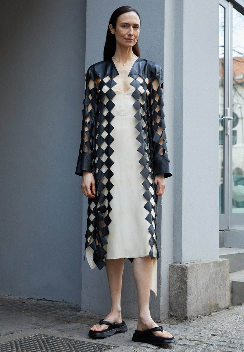 Damen Bekleidung | MARIJA KULUSIC VEINS Cocktailkleid/festliches Kleid beige - IZ49957 Damen Bekleidung | MARIJA KULUSIC VEINS Cocktailkleid/festliches Kleid beige - IZ49957