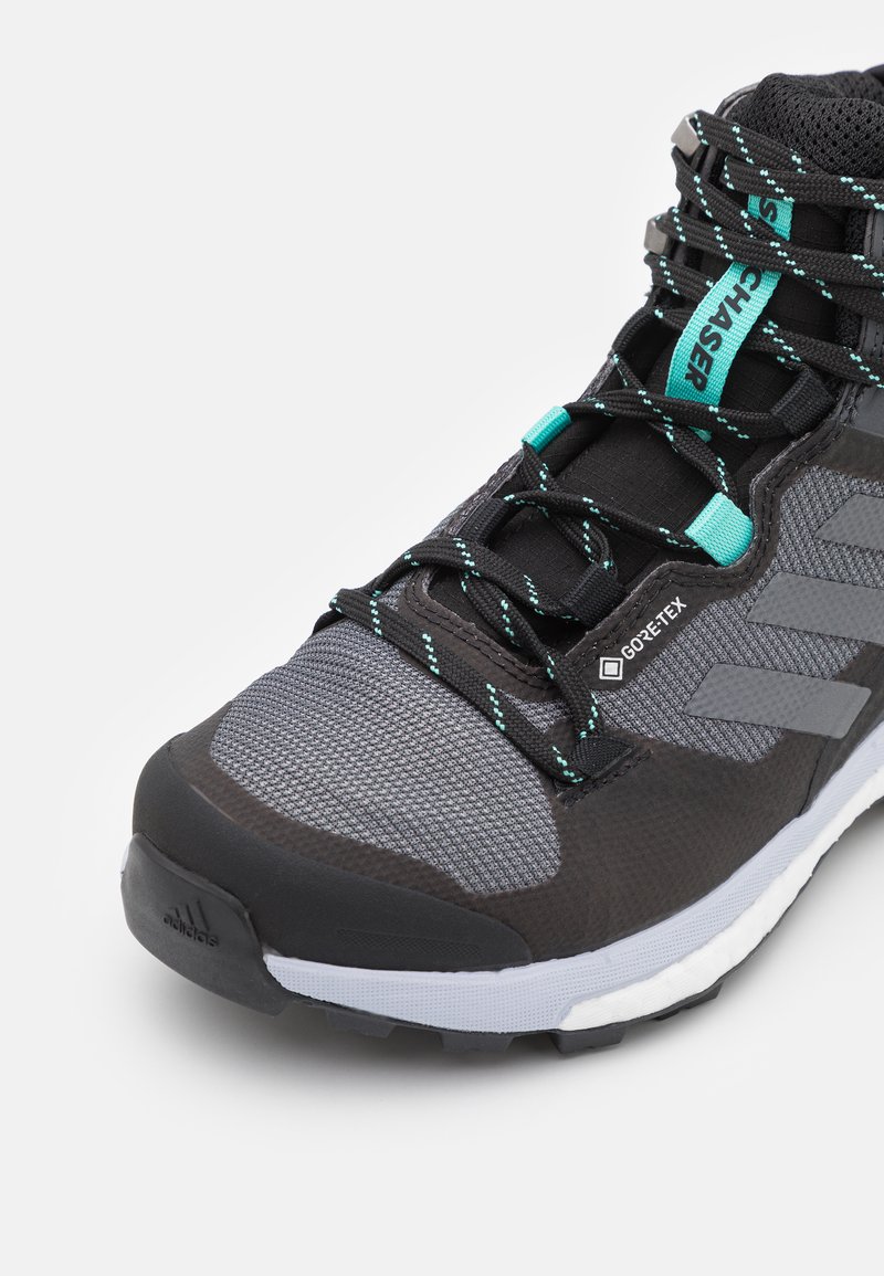 adidas terrex skychaser w