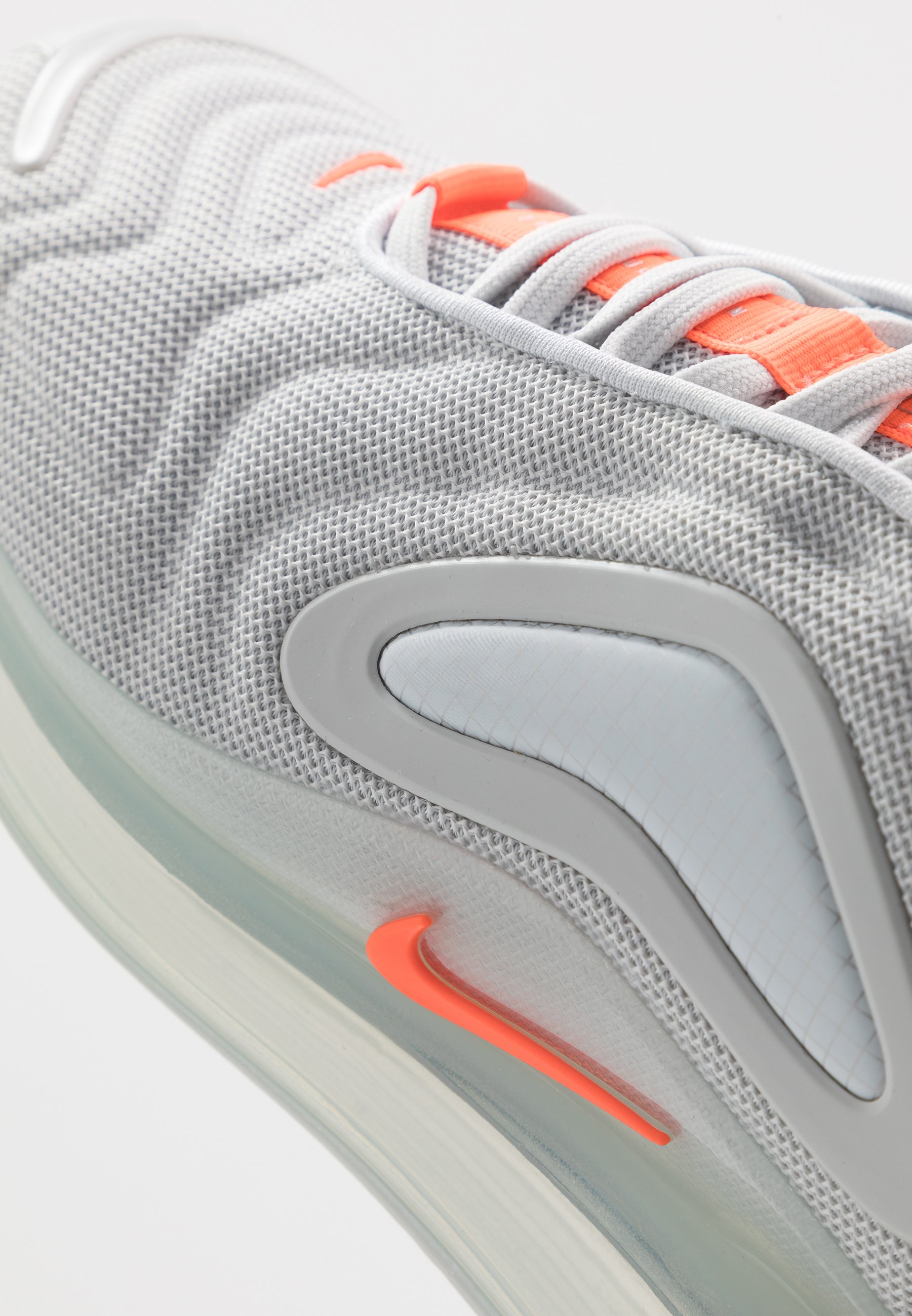AIR MAX 720 RVL - Sneakers laag - pure platinum/white AIR MAX 720 RVL - Sneakers laag - pure platinum/white