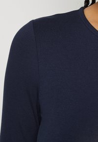 Gina Tricot SOFT TOUCH CREW NECK TOP - Topper langermet - black iris