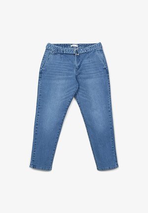 Pantalons en denim bleu avec une taille élastique, des passants de ceinture et une boucle en D en métal. Ils comprennent des poches latérales et des jambes fuselées.